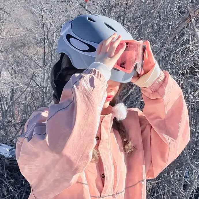 索女·丧尸·机关枪